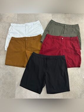 (5) pr. Mens LULULEMON Shorts, sz 38